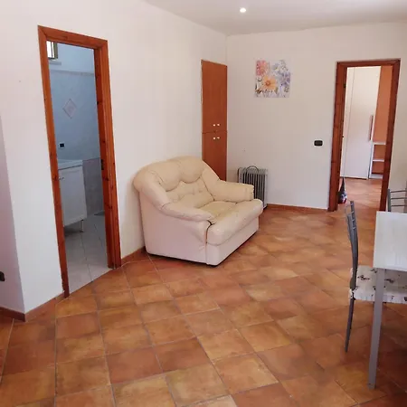 Casa Al Mare Ardea Apartment *